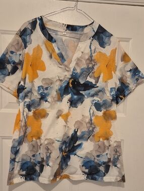 Women’s Floral V-Neck Top in White, Blue & Yellow